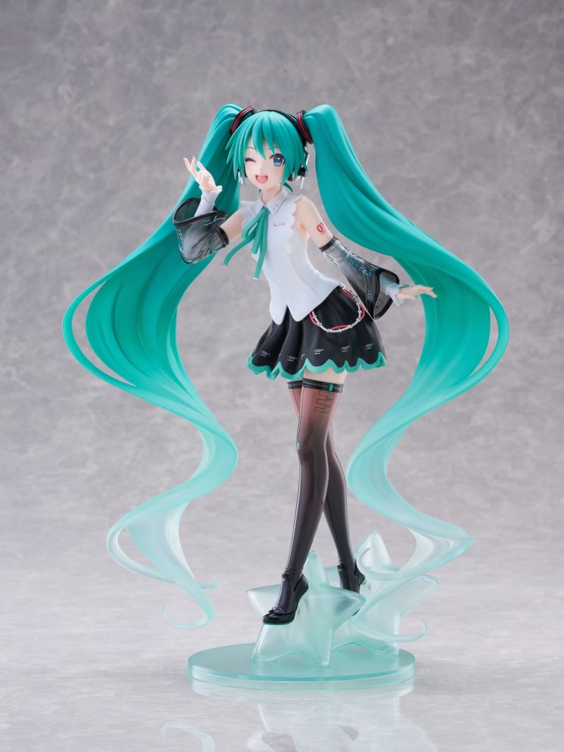 (Pre-order) T-Most Vocaloid Prize Figure Hatsune Miku NT Ver. - Image 1