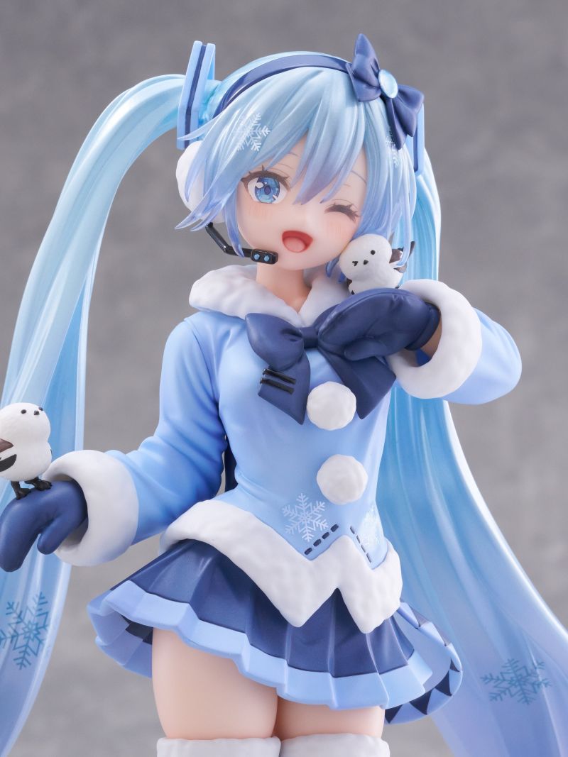Taito Vocaloid Artist MasterPiece+ 1/7 Scale Hatsune Miku Snow Miku All Stars 2012 Ver. - Image 2