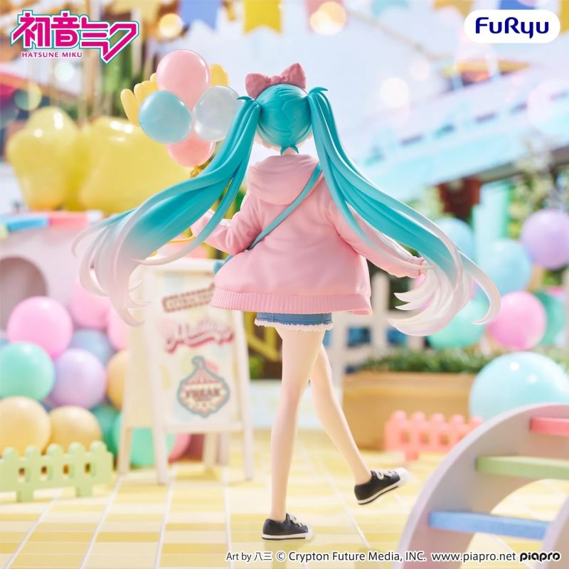 (Pre-order) SEGA Vocaloid Prize Figure Theme Park Date Ver. Hatsune Miku Muchute - Image 4