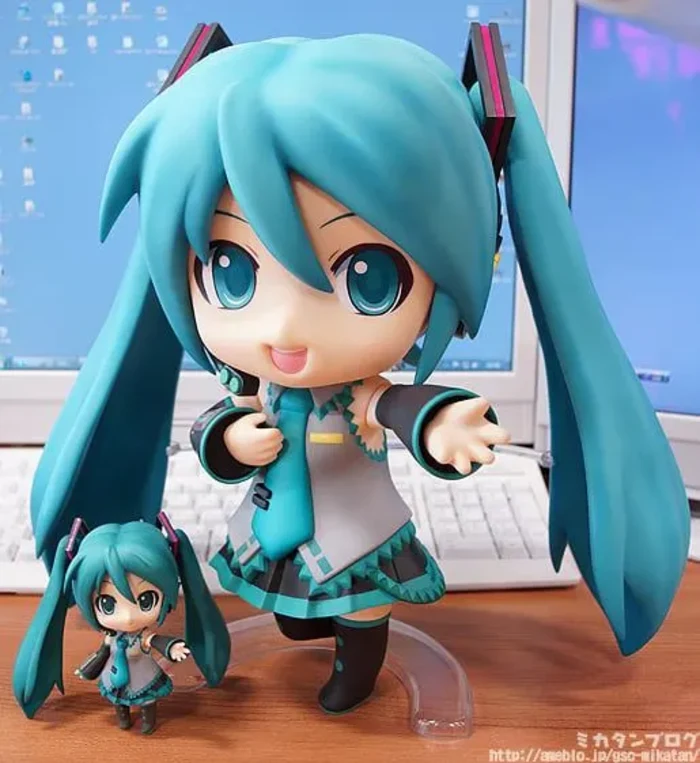 Nendoroid Plus Hatsune Miku Jumbo Ver