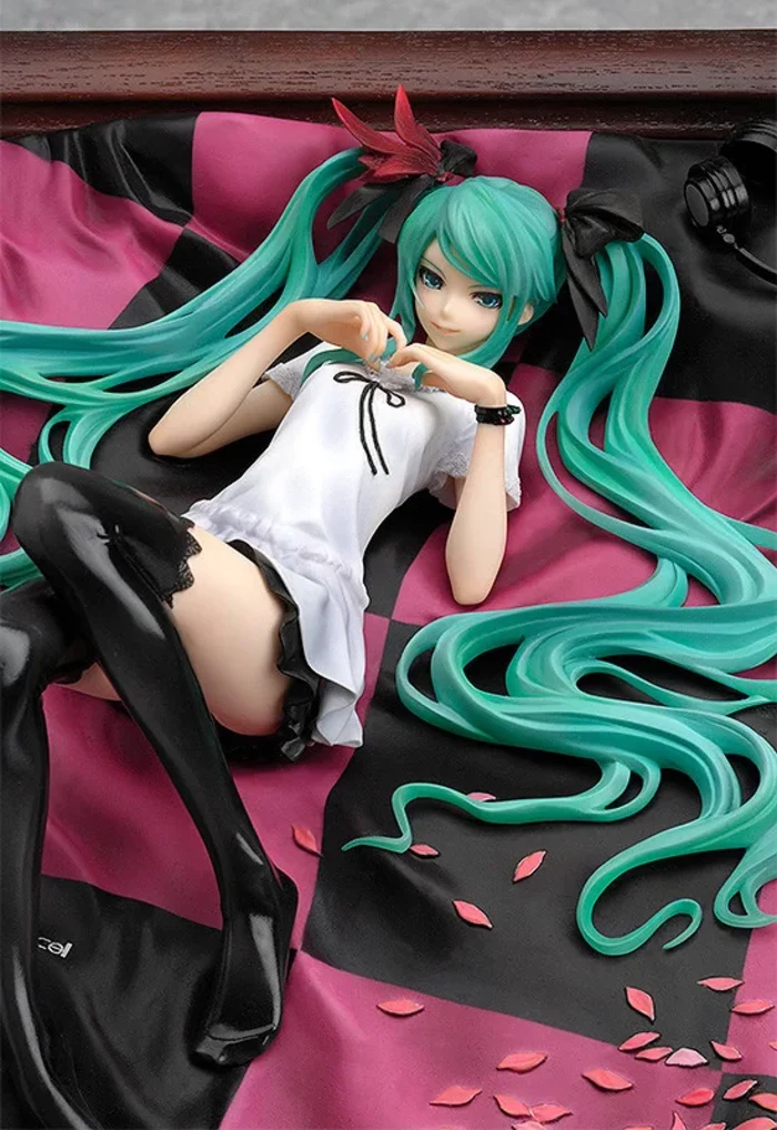 Hatsune Miku -1/8- World is Mine Brown Frame