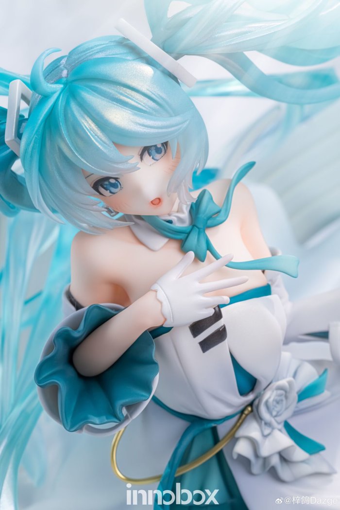 Hatsune Miku - Yu Zhong Qu - Cloud Melody - Innobox