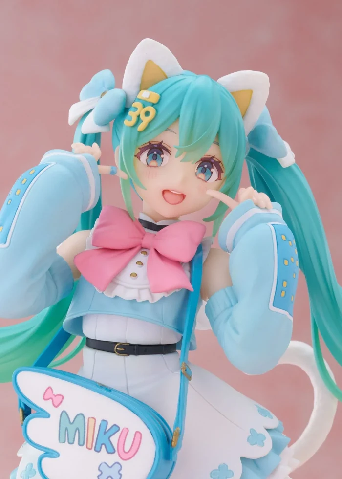 Hatsune Miku Fashion Series Fancy Taito